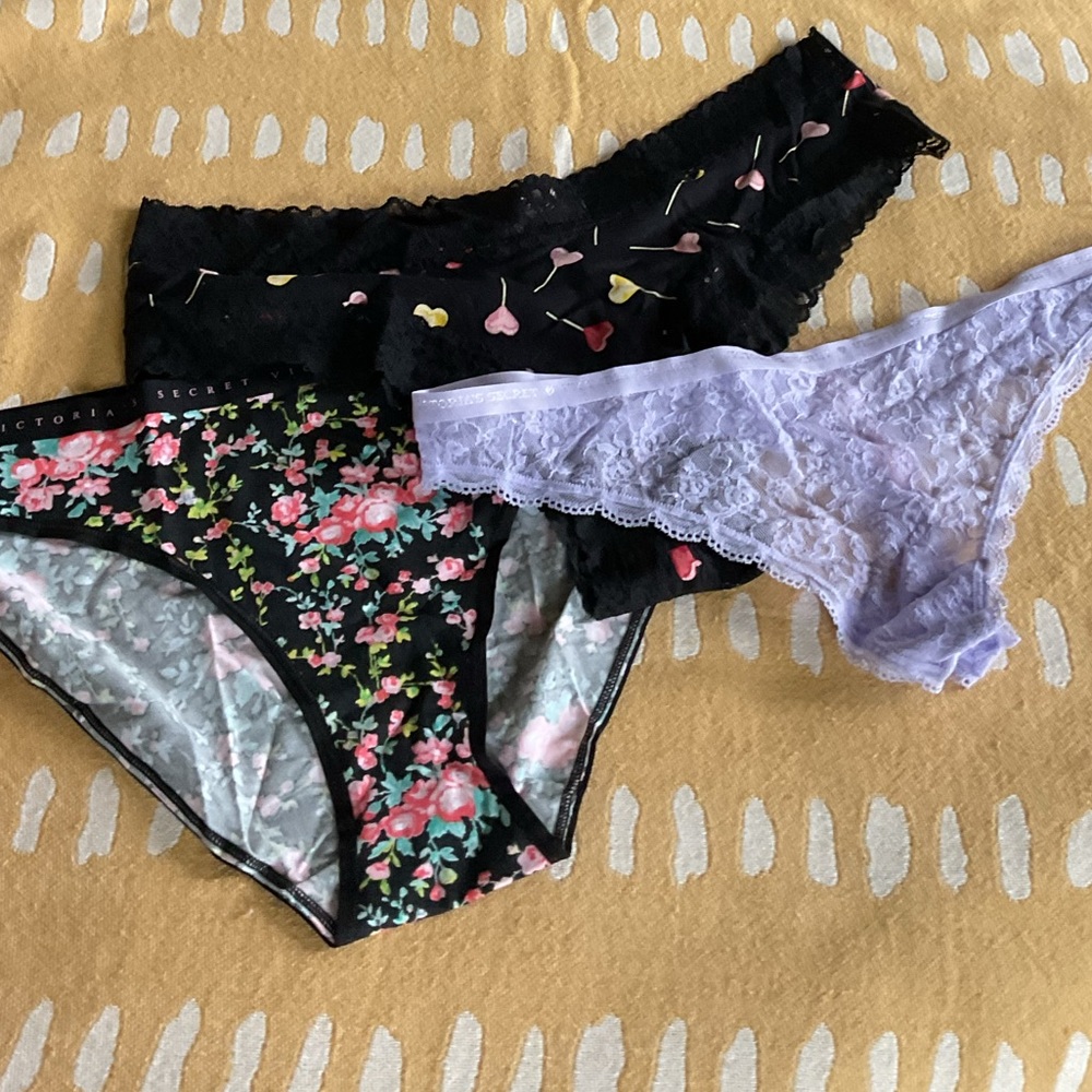 Bundle Panties - Picture 2 of 2